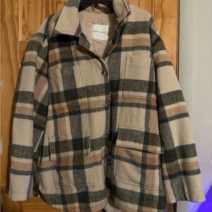 American Eagle Outfitters Cozy Beige Sherpa Jacket